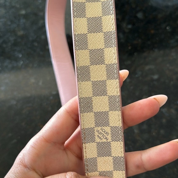 COPY - LV Women’s Belt - reversible - Picture 2 of 6